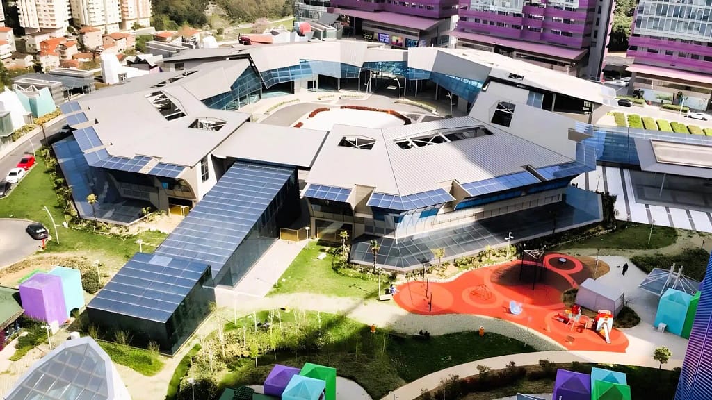 Avrupa'nın En Geniş Kampüsü