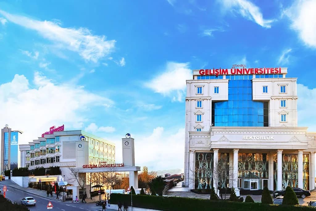 2025’te İstanbul Gelişim Üniversitesi Akreditasyonları: Uluslararası Eğitim Standartlarıyla Yükselen Bir Eğitim Merkezi