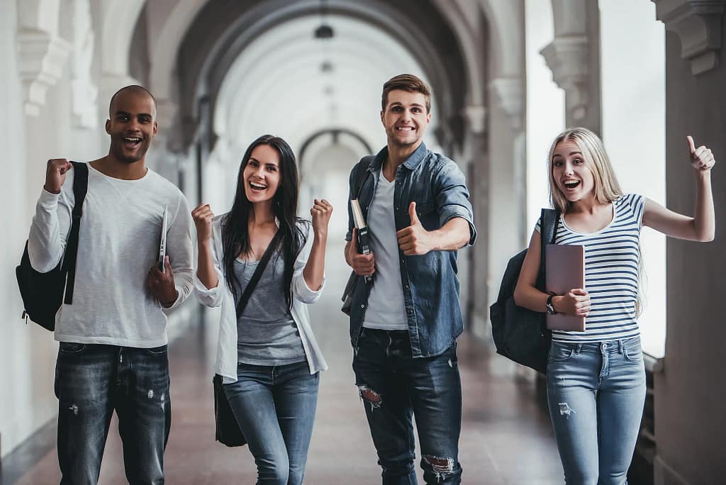 Uluslararası Öğrenciler için Sınavsız Üniversite: Nasıl Başvurulur?