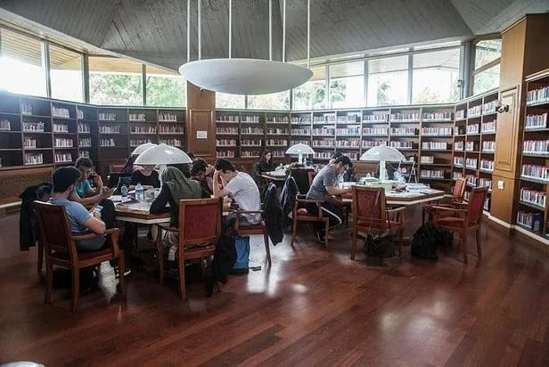 Atatürk kitaplığı